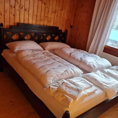 - Gut Eingerichtetes Haus