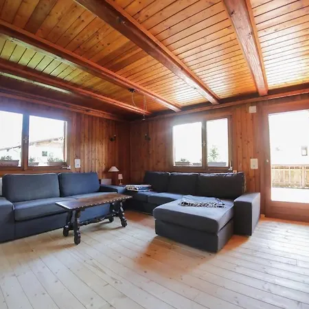 - Gut Eingerichtetes Haus Dağ evi Scharnitz