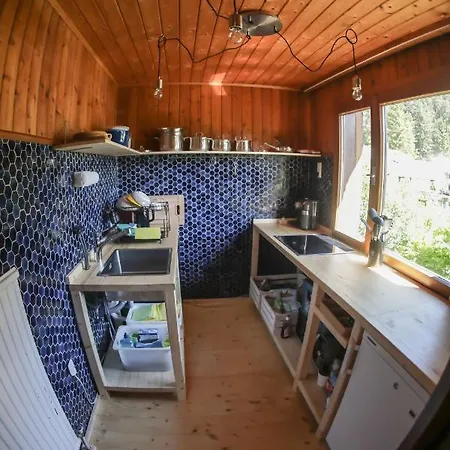 - Gut Eingerichtetes Haus