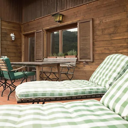 - Gut Eingerichtetes Haus בקתה *