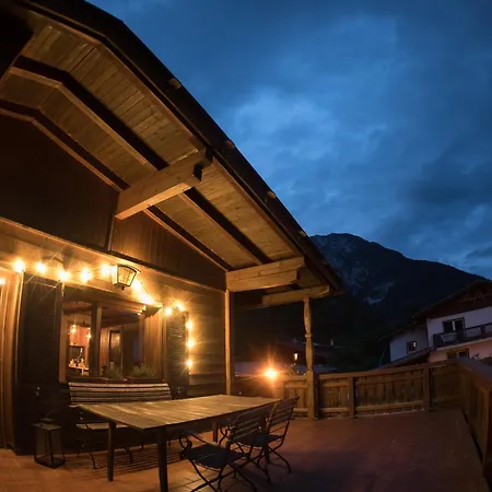 - Gut Eingerichtetes Haus Chalet *